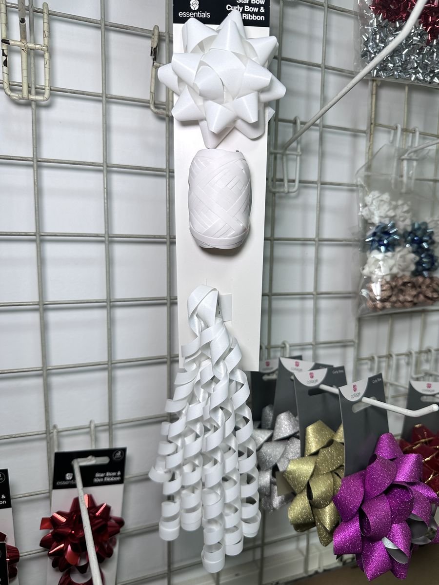 Star Bow + Olive Ball Ribbon + Curly Bow