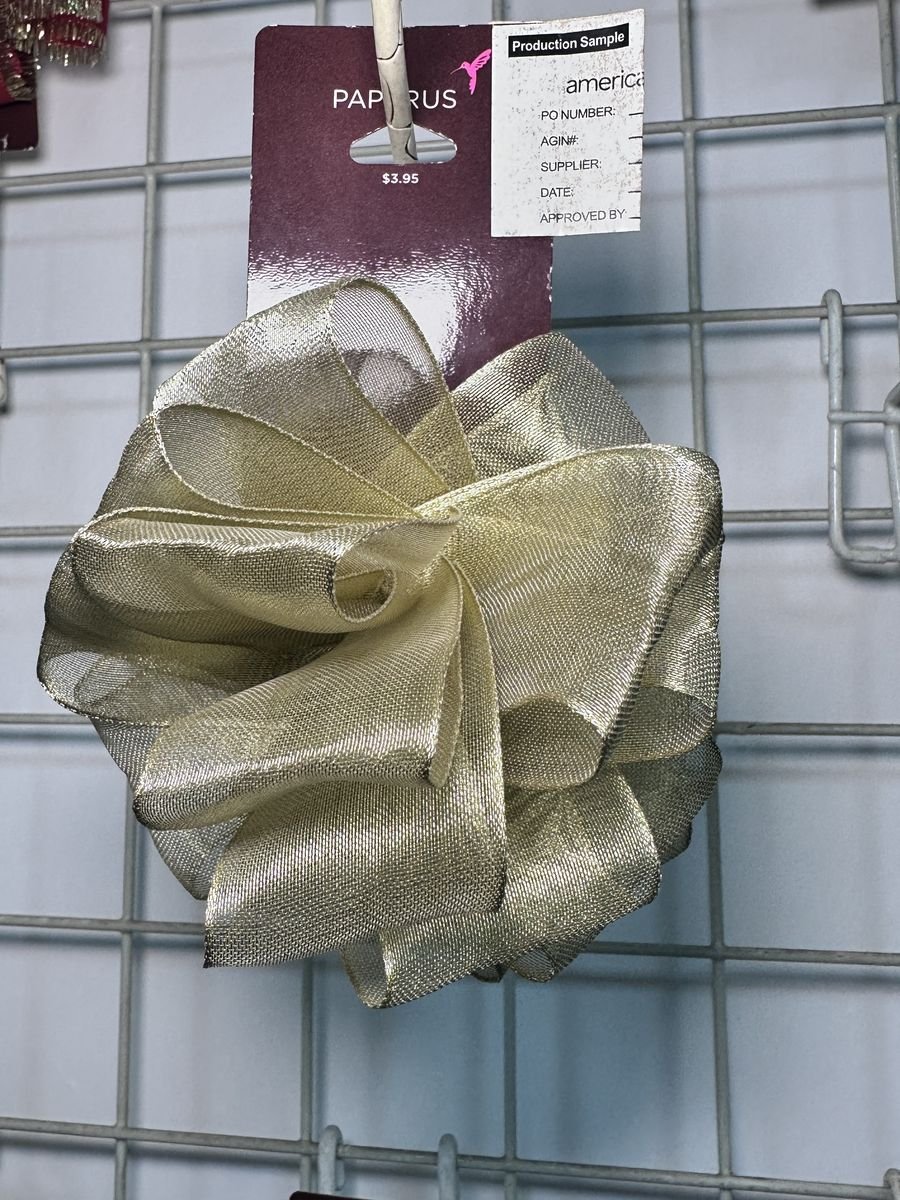 PomPom Bow 3