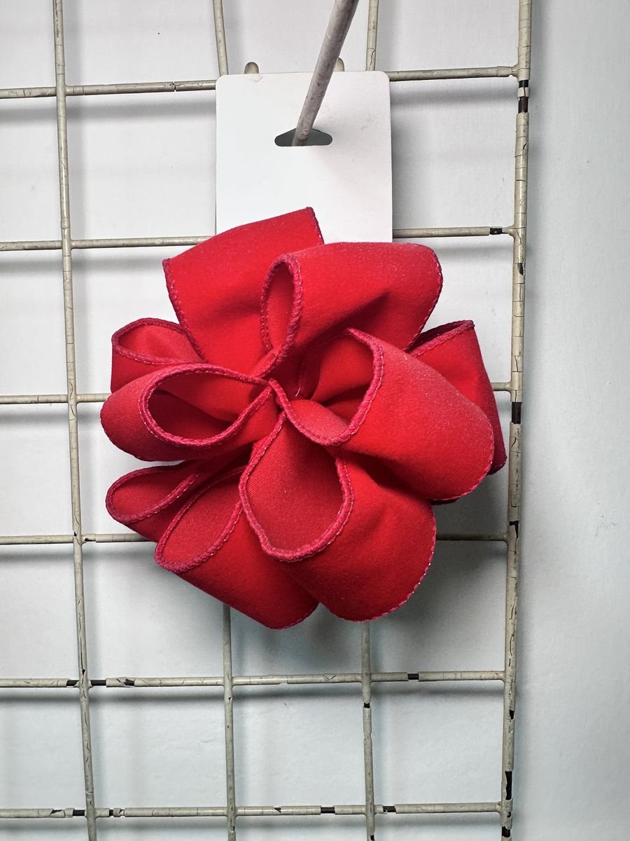 PomPom Bow 5
