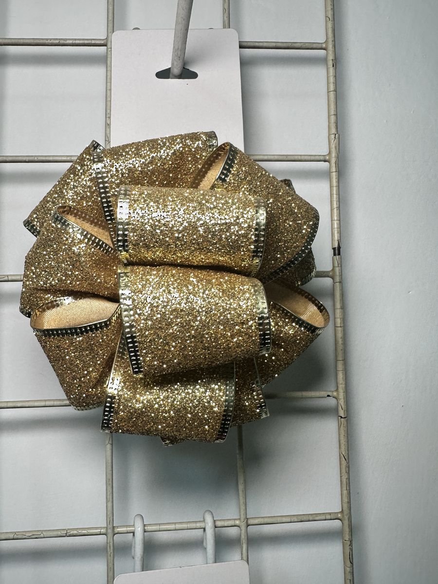 PomPom Bow 7