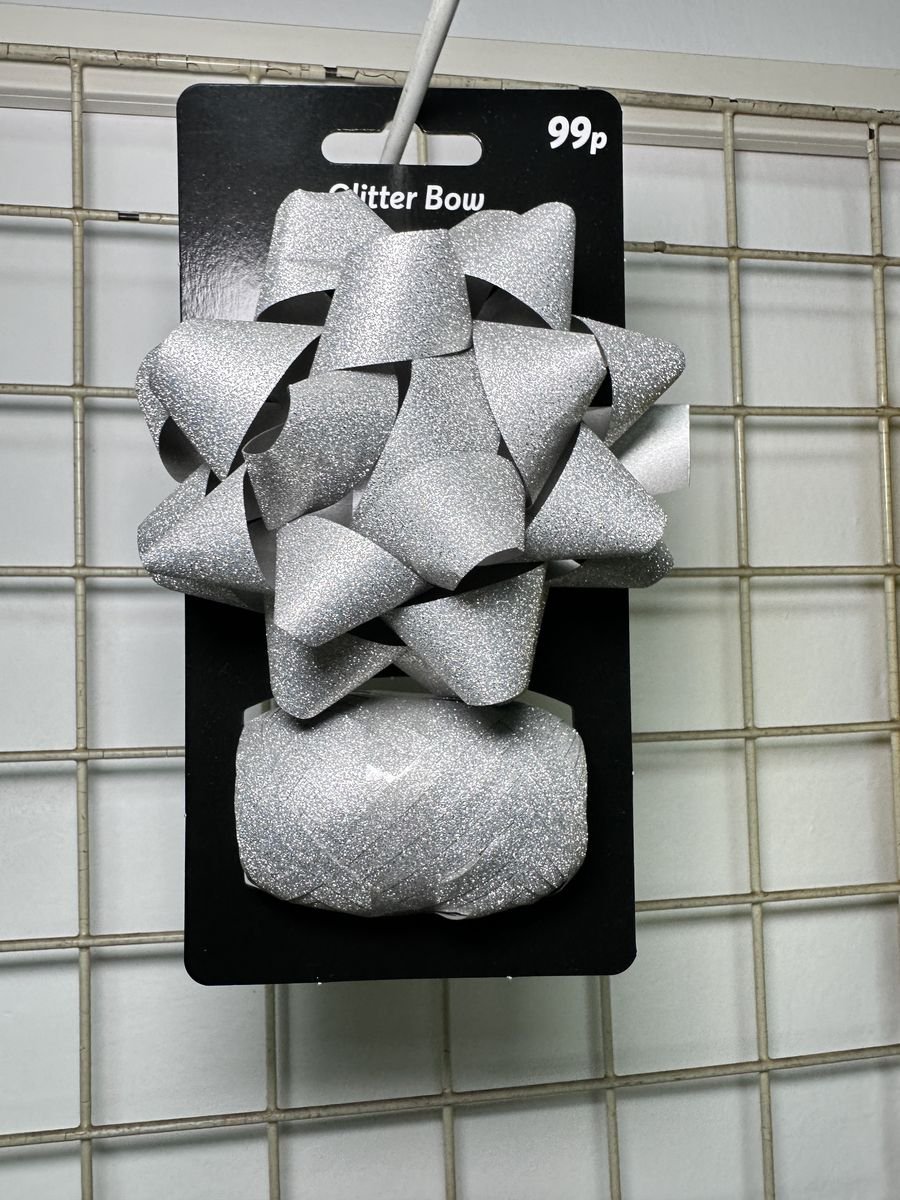 Star Bow + Olive Ball Ribbon 2